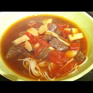 トマトと牛肉の中華麺